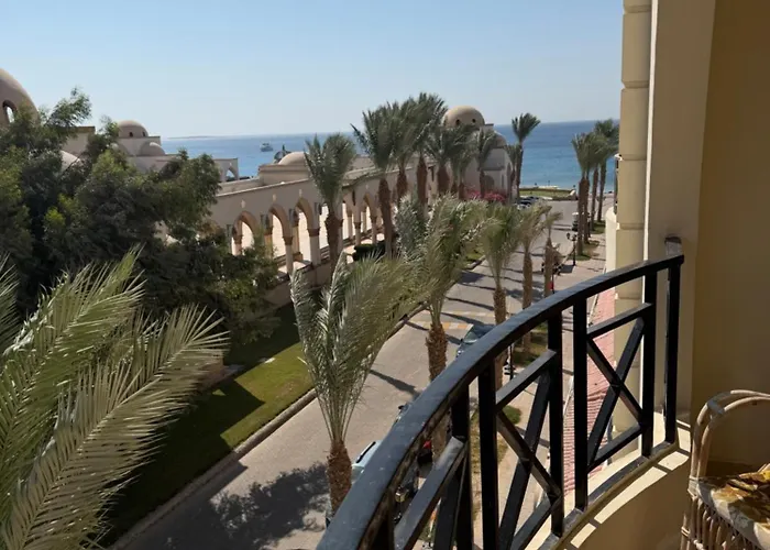 Beachfront Cozy One Bedroom Sahl Hasheesh Palma De Piazza